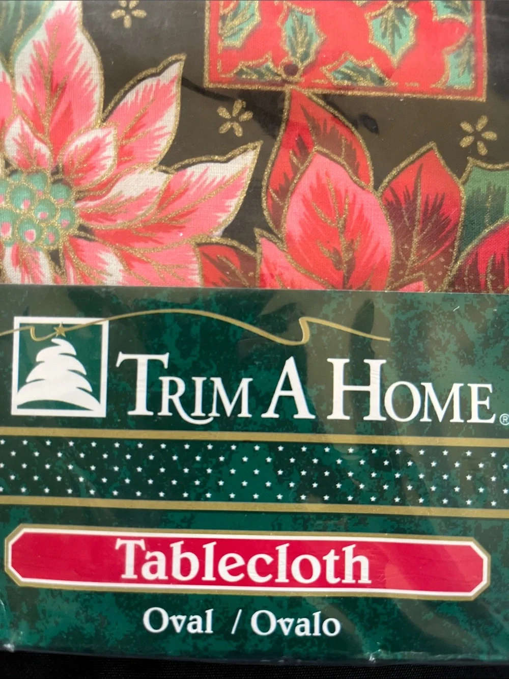 Vtg TRIM A HOME Poinsettia Theme Oval Tablecloth NIP Christmas Kmart 60”x84”